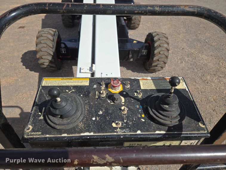 image for item ET1474 2007 Snorkel TB-42CU boom lift