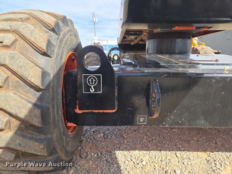 image for item ET1474 2007 Snorkel TB-42CU boom lift