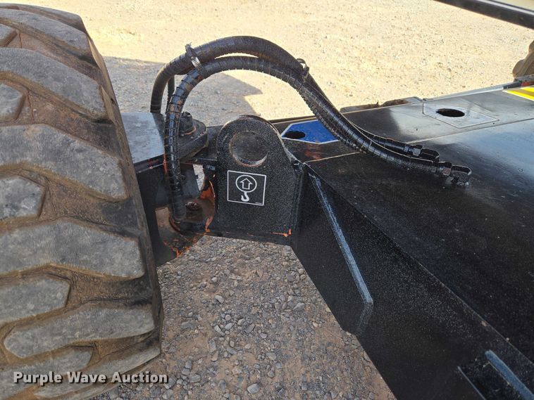 image for item ET1474 2007 Snorkel TB-42CU boom lift