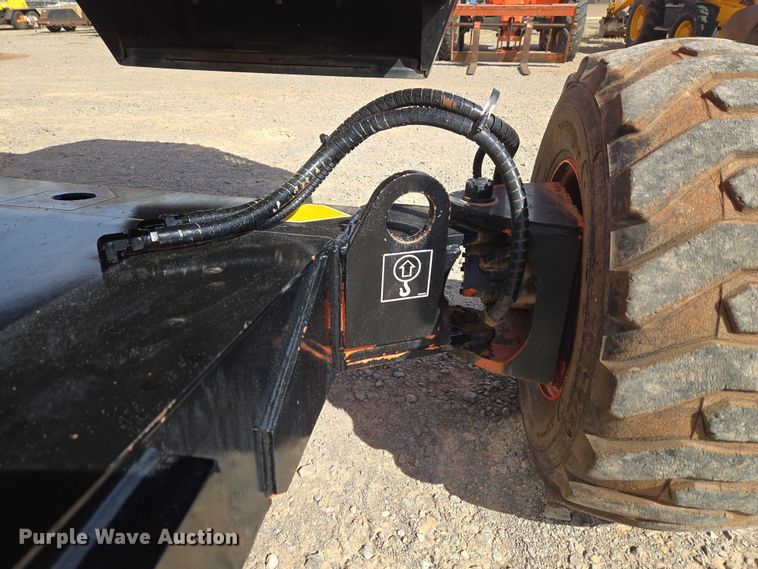 image for item ET1474 2007 Snorkel TB-42CU boom lift