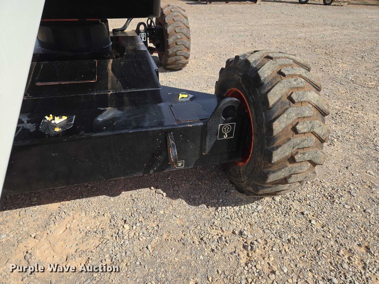 image for item ET1474 2007 Snorkel TB-42CU boom lift