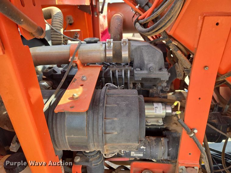 image for item ET1474 2007 Snorkel TB-42CU boom lift