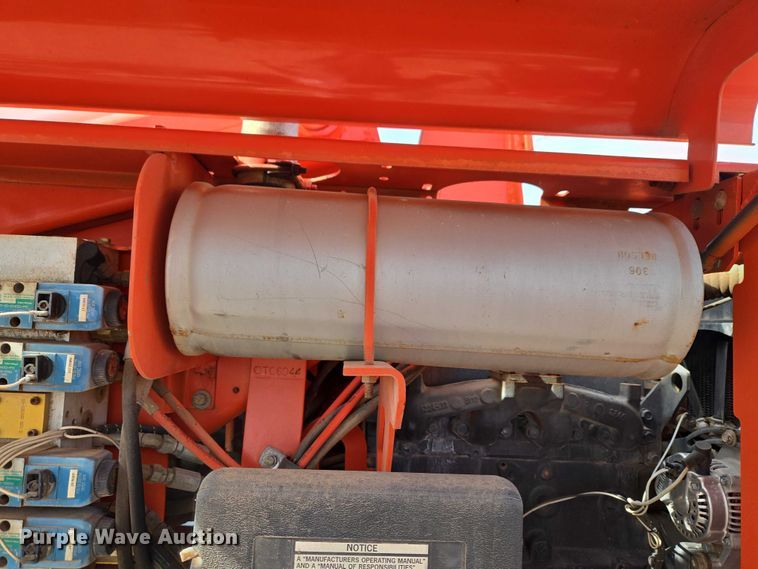 image for item ET1474 2007 Snorkel TB-42CU boom lift