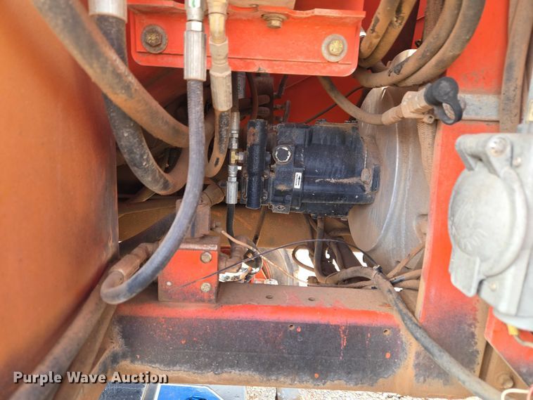 image for item ET1474 2007 Snorkel TB-42CU boom lift