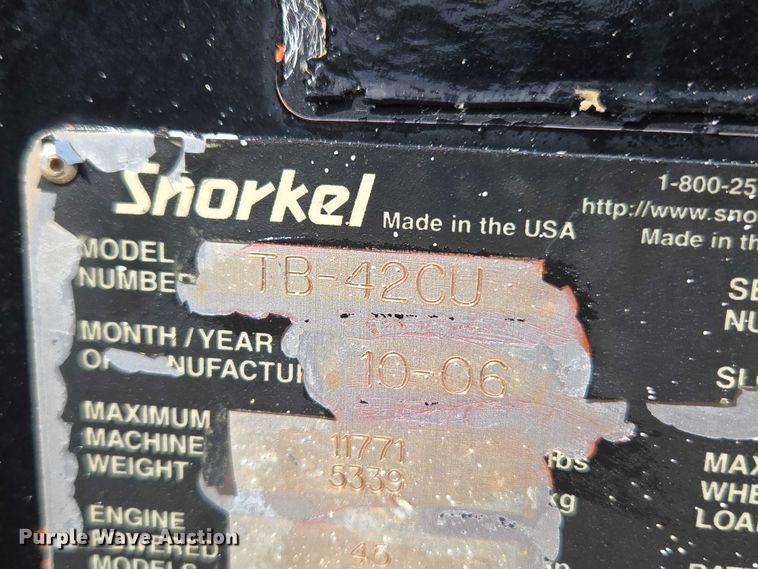 image for item ET1474 2007 Snorkel TB-42CU boom lift