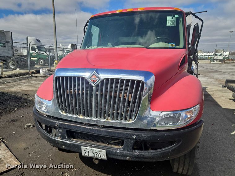 image for item ET1499 2012 International 4300 dump truck