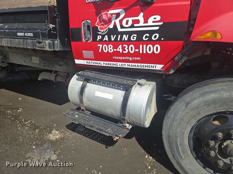 image for item ET1499 2012 International 4300 dump truck