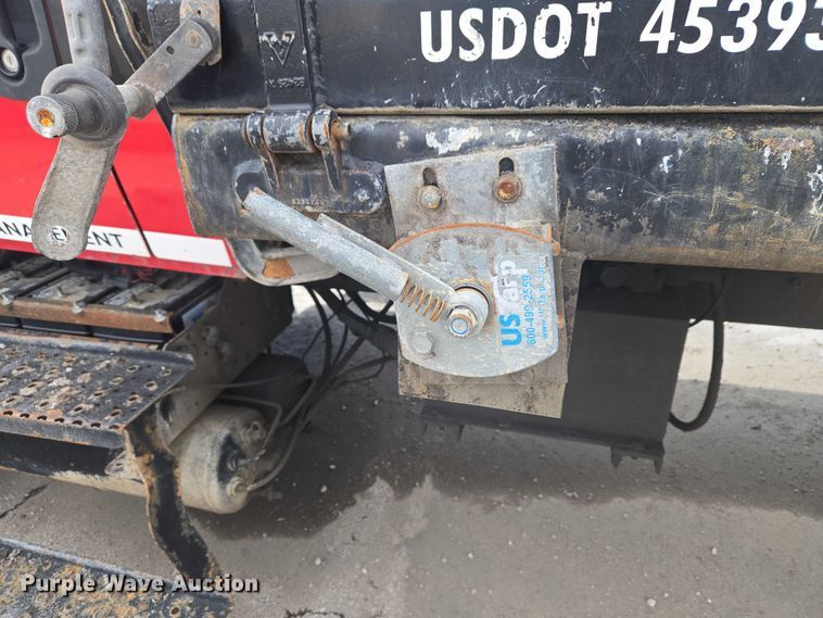 image for item ET1499 2012 International 4300 dump truck