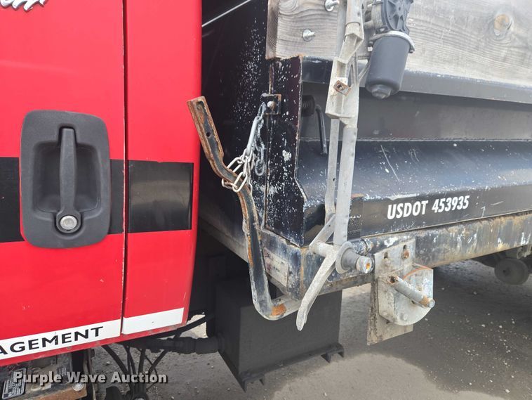 image for item ET1499 2012 International 4300 dump truck