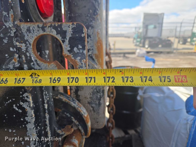 image for item ET1499 2012 International 4300 dump truck