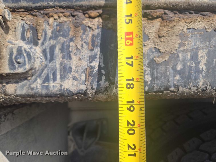 image for item ET1499 2012 International 4300 dump truck