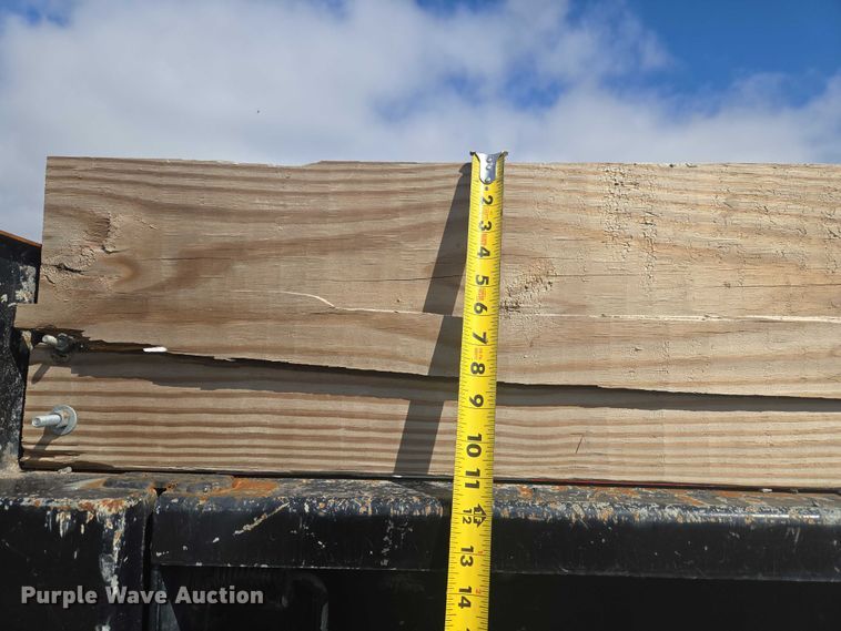 image for item ET1499 2012 International 4300 dump truck