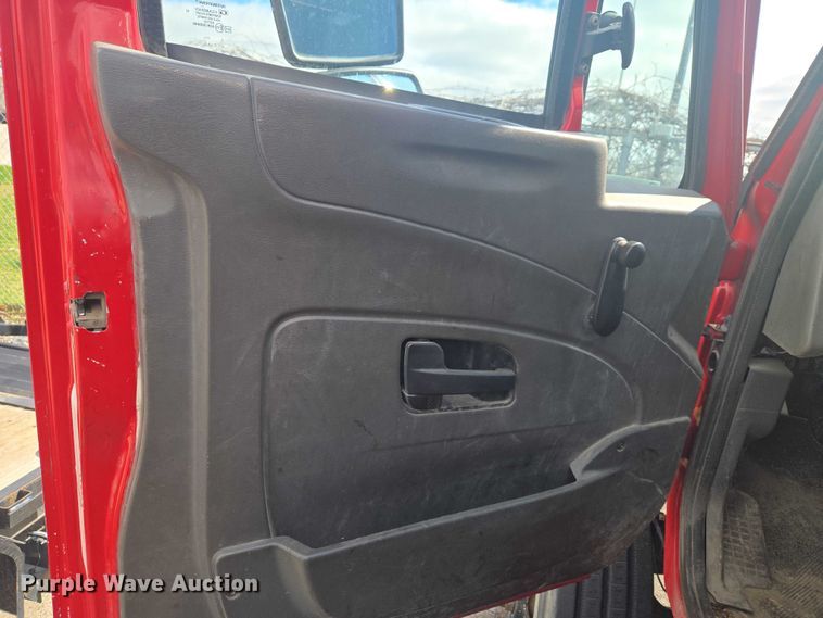 image for item ET1499 2012 International 4300 dump truck