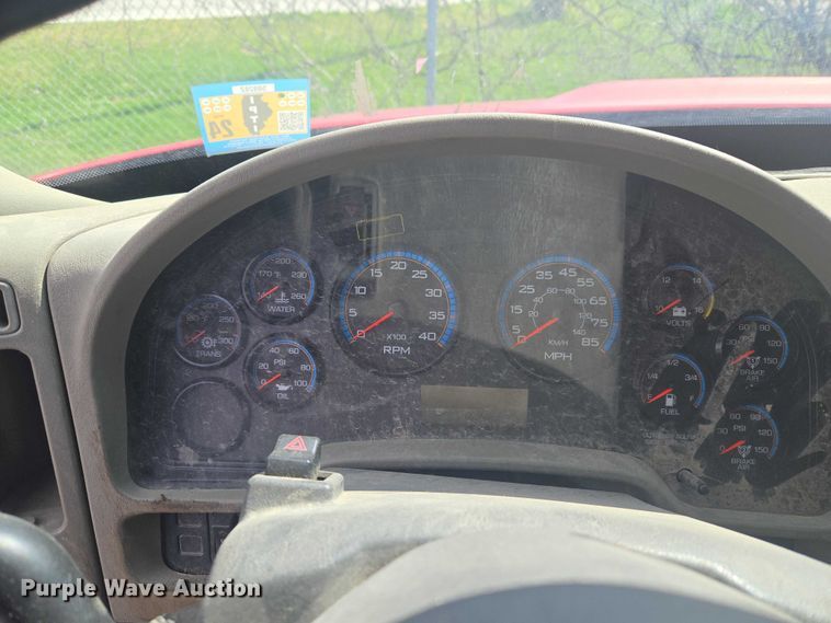 image for item ET1499 2012 International 4300 dump truck