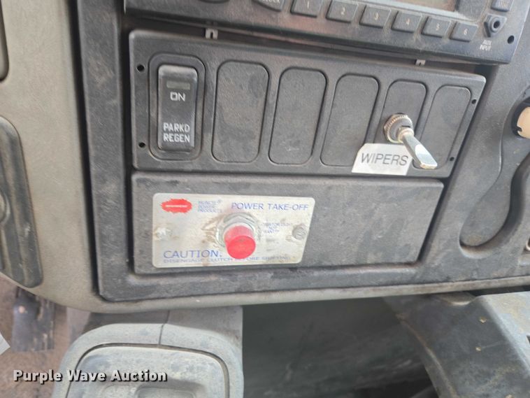 image for item ET1499 2012 International 4300 dump truck