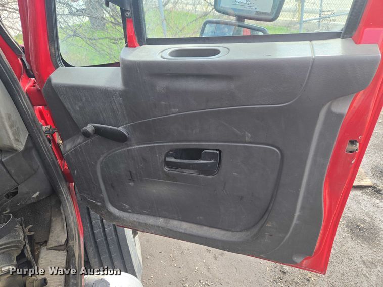 image for item ET1499 2012 International 4300 dump truck