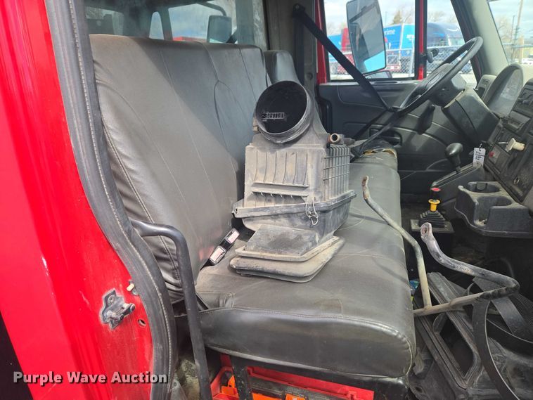 image for item ET1499 2012 International 4300 dump truck