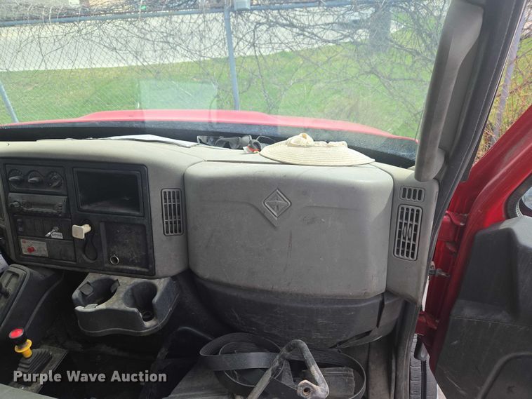 image for item ET1499 2012 International 4300 dump truck