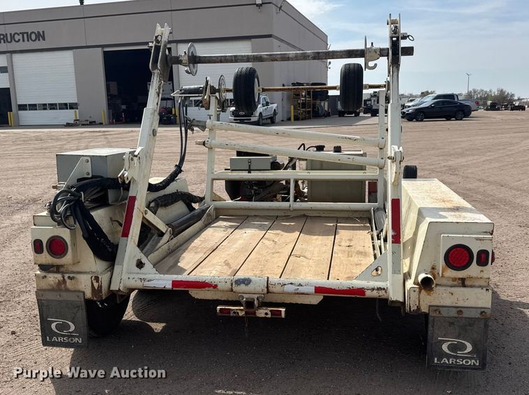 image for item ET1846 2017 Larson LCT 7500 reel trailer