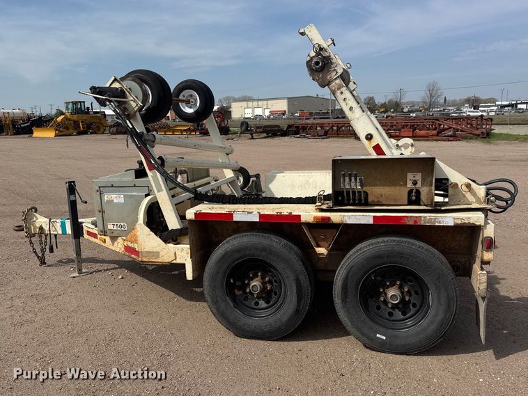 image for item ET1846 2017 Larson LCT 7500 reel trailer
