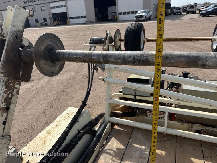 image for item ET1846 2017 Larson LCT 7500 reel trailer