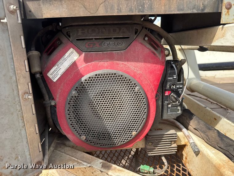 image for item ET1846 2017 Larson LCT 7500 reel trailer