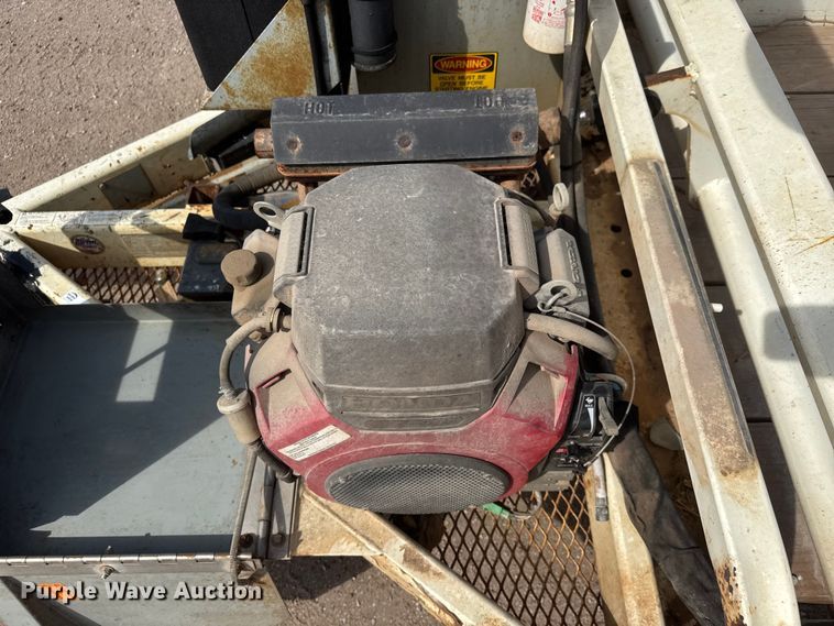 image for item ET1846 2017 Larson LCT 7500 reel trailer