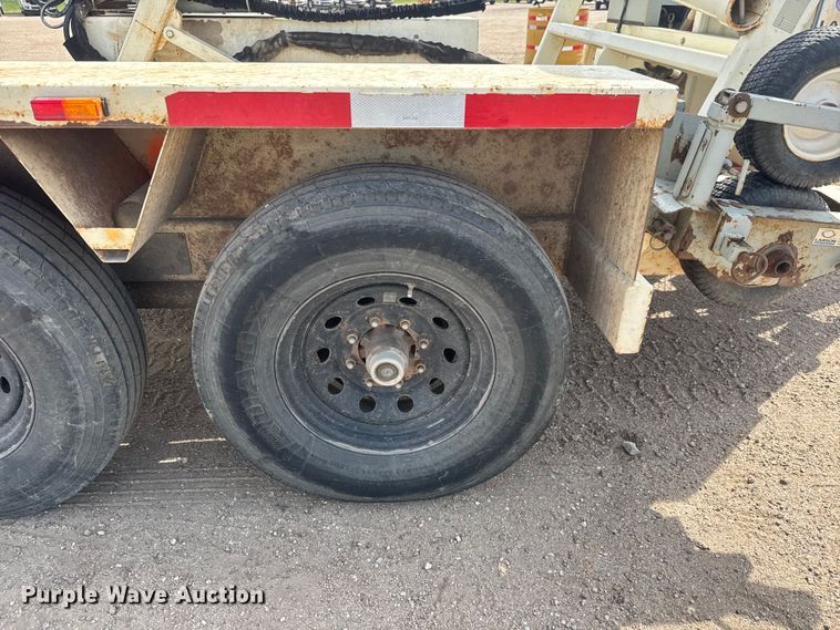 image for item ET1846 2017 Larson LCT 7500 reel trailer