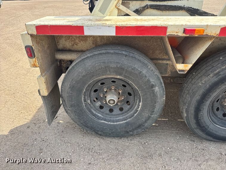 image for item ET1846 2017 Larson LCT 7500 reel trailer