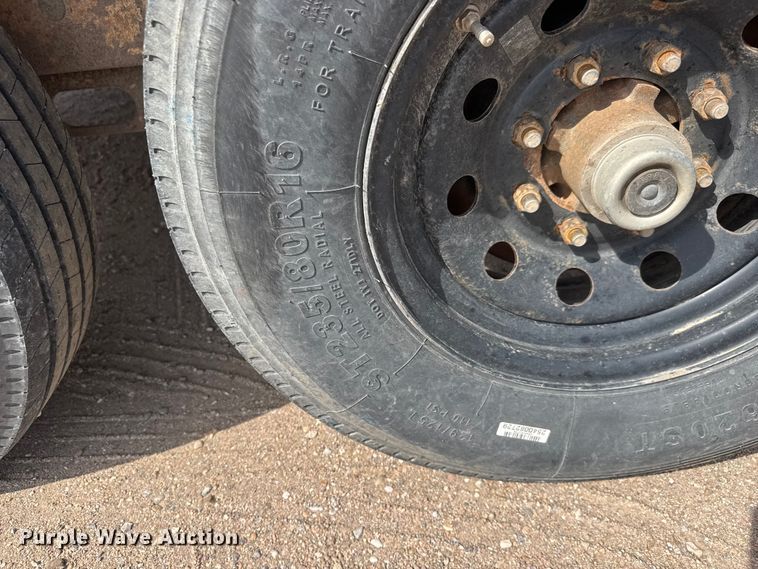 image for item ET1846 2017 Larson LCT 7500 reel trailer