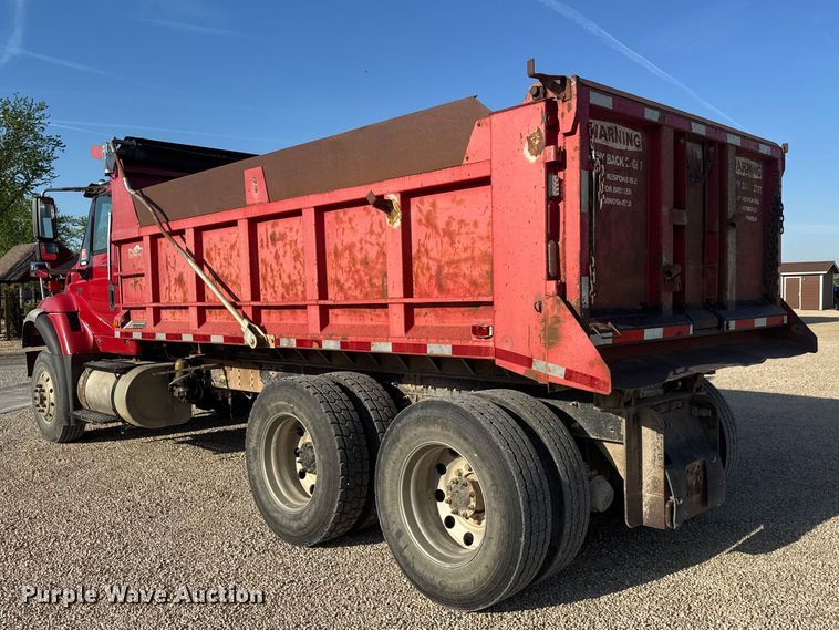 image for item ET1923 2006 International 7600 dump truck