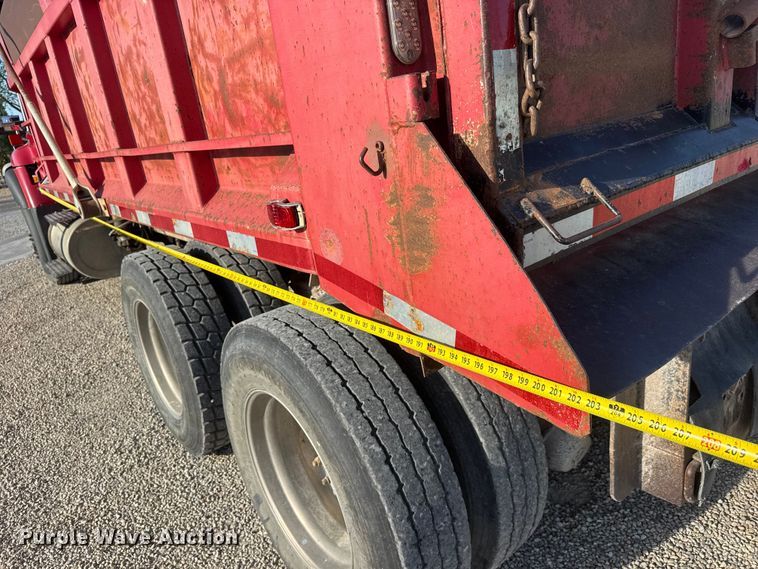 image for item ET1923 2006 International 7600 dump truck