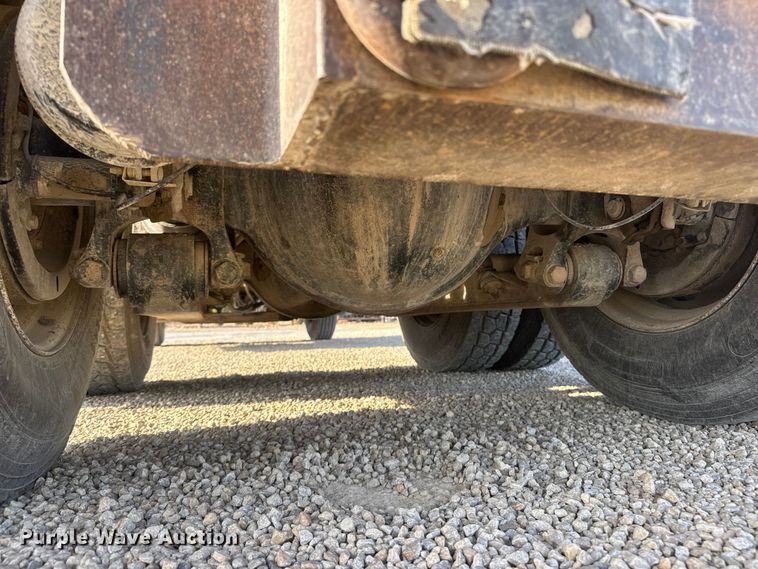 image for item ET1923 2006 International 7600 dump truck