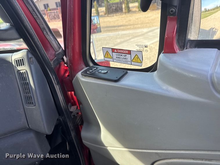 image for item ET1923 2006 International 7600 dump truck