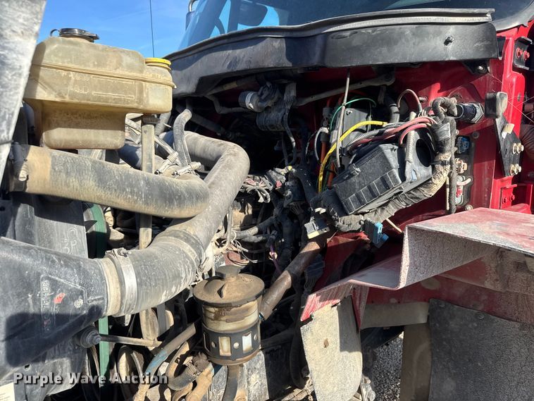 image for item ET1923 2006 International 7600 dump truck