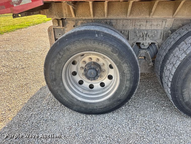 image for item ET1923 2006 International 7600 dump truck