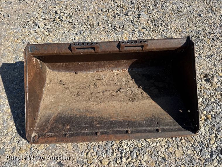 image for item ET1949 skid steer bucket