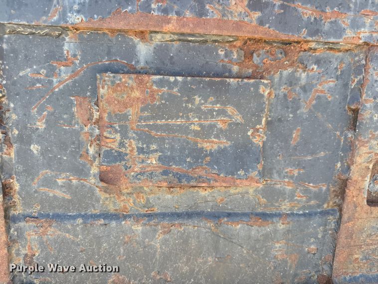 image for item ET1949 skid steer bucket