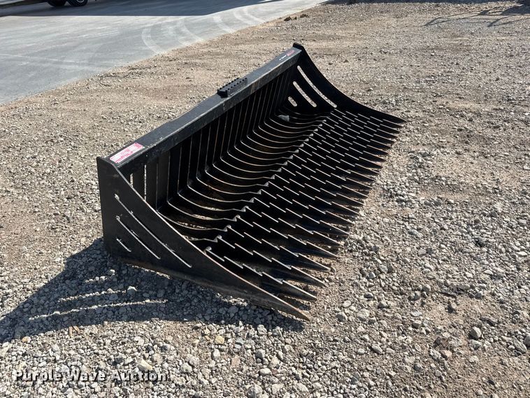 image for item ET1951 2020 Arrow 374UNRB skid steer rock bucket