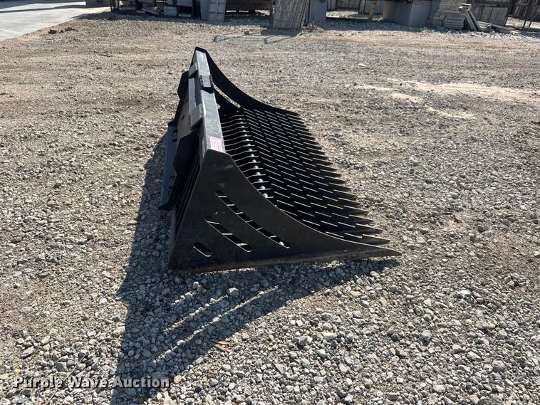 image for item ET1951 2020 Arrow 374UNRB skid steer rock bucket