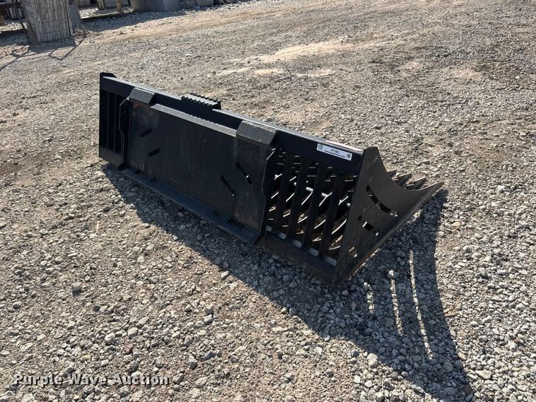 image for item ET1951 2020 Arrow 374UNRB skid steer rock bucket