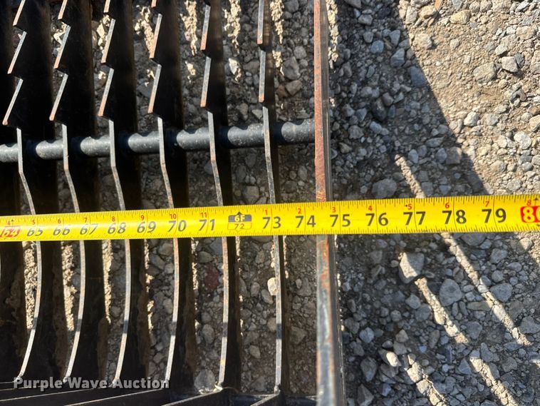 image for item ET1951 2020 Arrow 374UNRB skid steer rock bucket