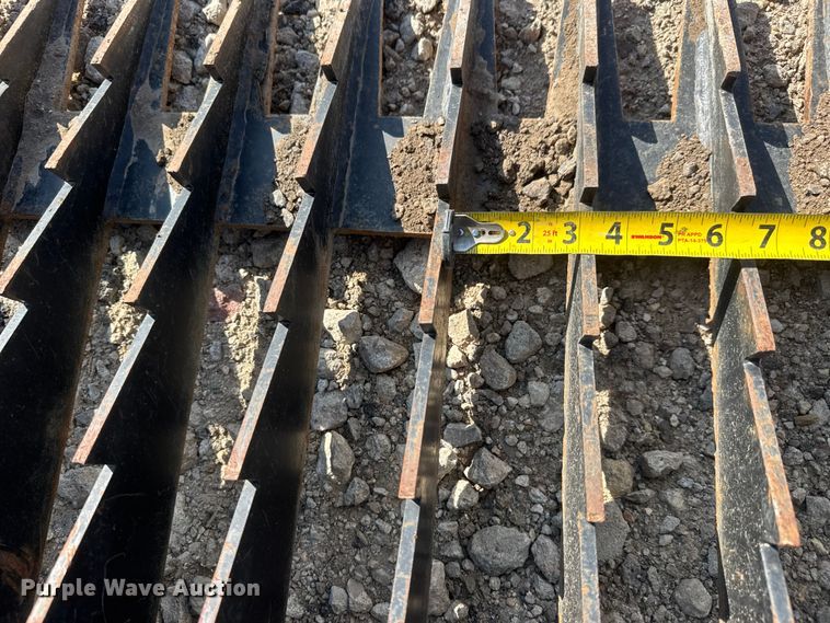 image for item ET1951 2020 Arrow 374UNRB skid steer rock bucket