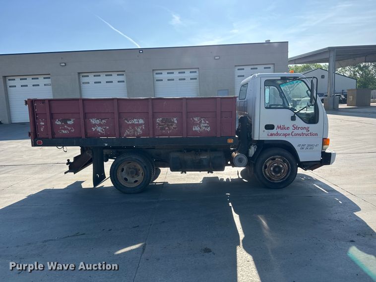 image for item ET1956 2005 Isuzu NPR dump truck