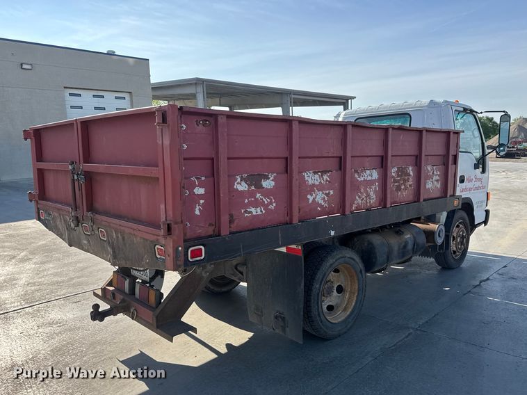 image for item ET1956 2005 Isuzu NPR dump truck