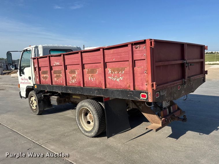 image for item ET1956 2005 Isuzu NPR dump truck