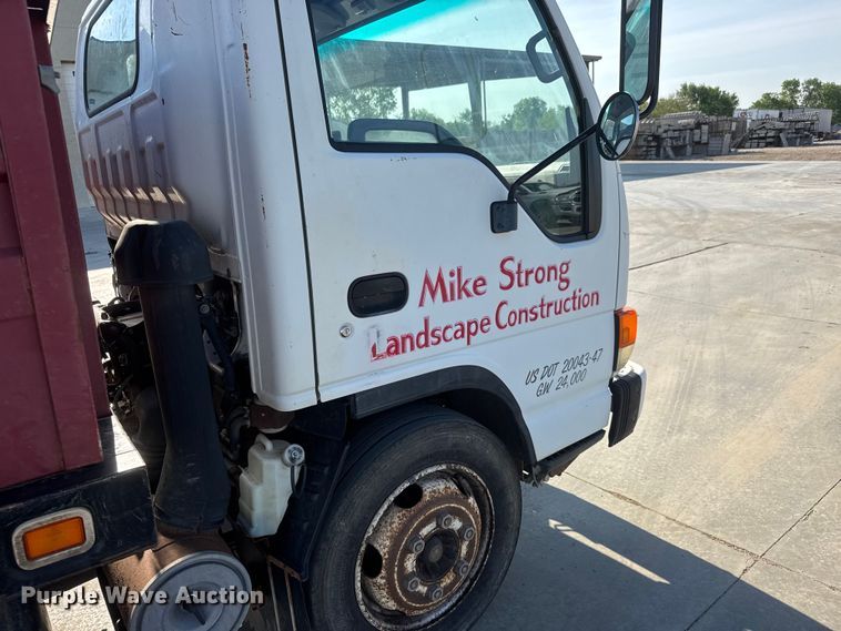 image for item ET1956 2005 Isuzu NPR dump truck