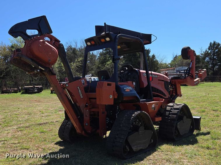 image for item ET5197 2014 Ditch Witch RT120 QUAD vibratory cable plow