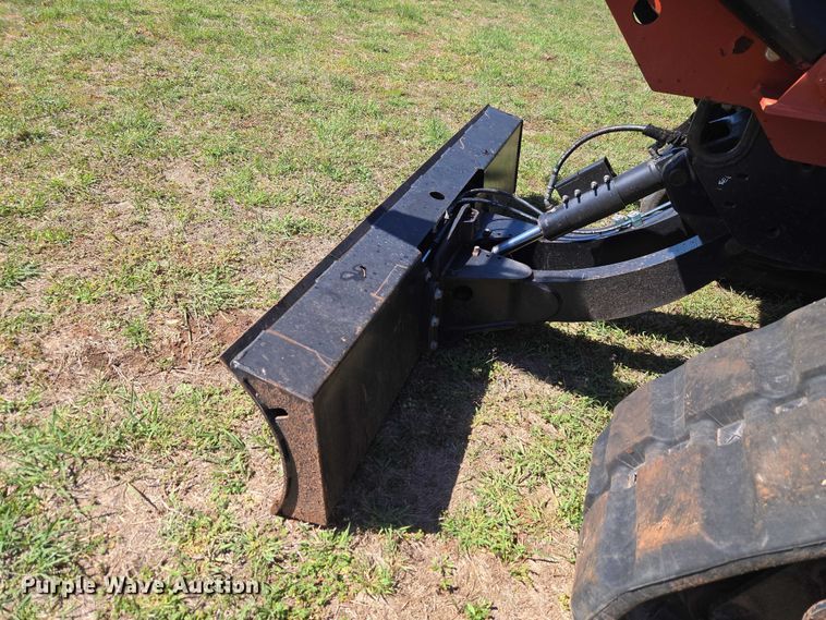 image for item ET5197 2014 Ditch Witch RT120 QUAD vibratory cable plow