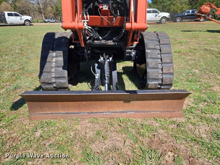 image for item ET5197 2014 Ditch Witch RT120 QUAD vibratory cable plow